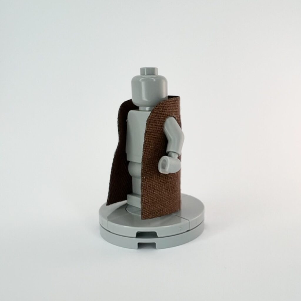 Detailed coat/robe with hood