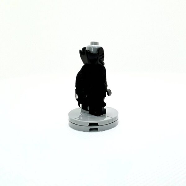 Damaged cape - Image 5
